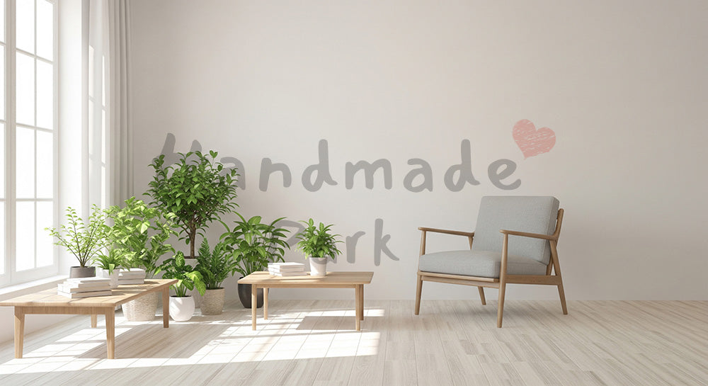 フリー素材 無料 写真|観葉植物のある北欧風インテリアの明るいリビング、文字要素のないシンプルな汎用室内背景