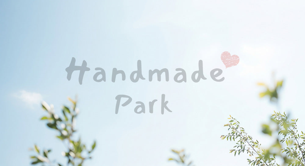 フリー素材 無料 写真|枝葉と淡い青空の背景 背景素材