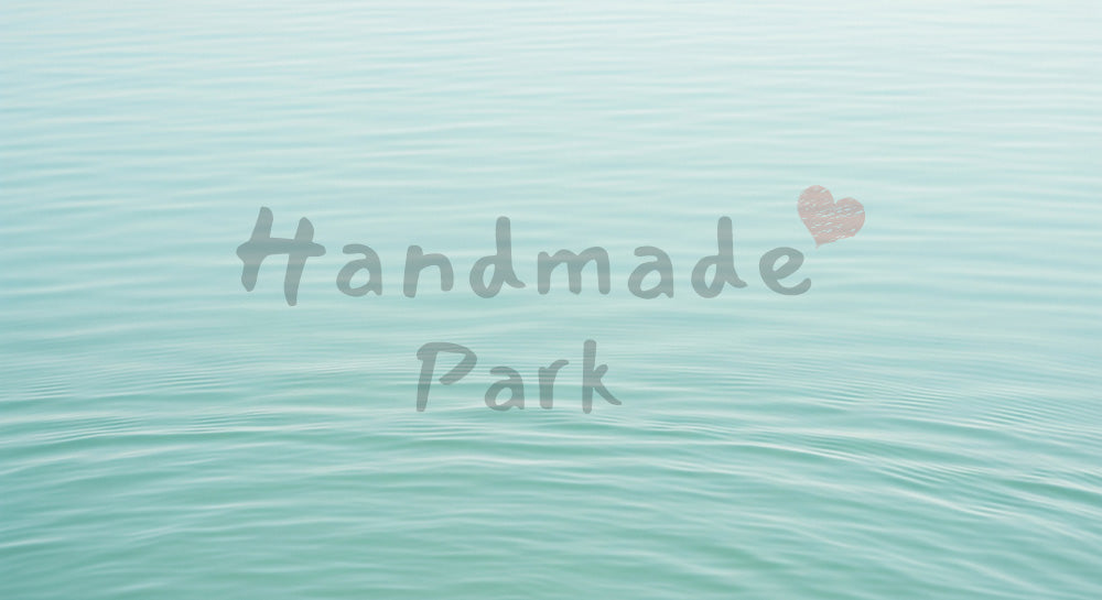 フリー素材 無料 写真|ニュートラルグレーの抽象的な水面、上部コピー用スペース