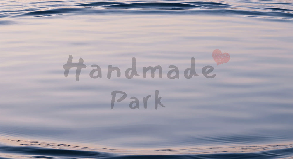 フリー素材 無料 写真|長秒露光風に滑らかなアブストラクト水面、中央ワイド空きスペース