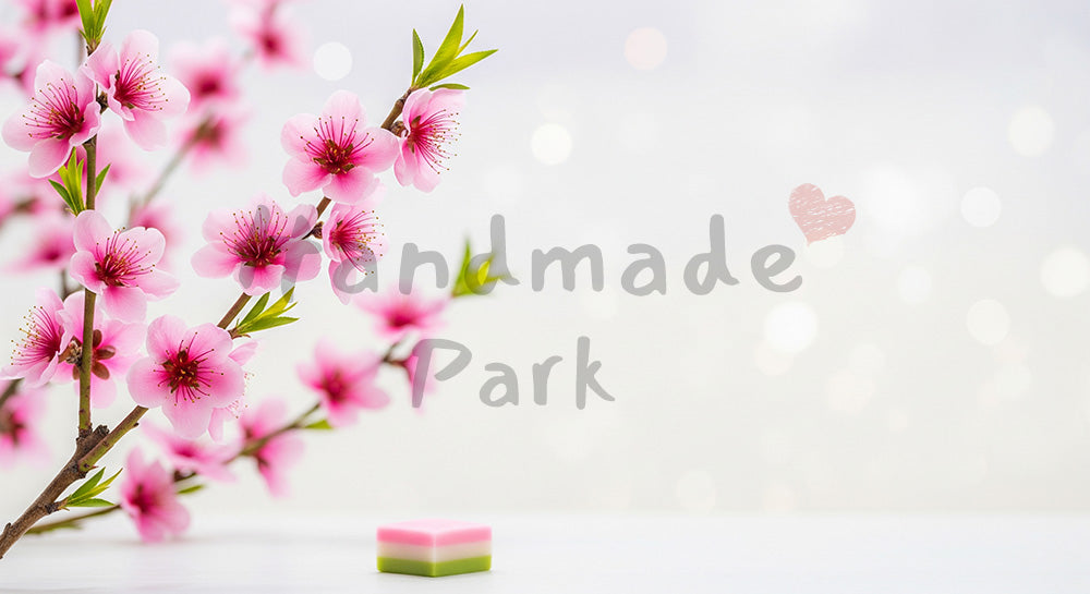 フリー素材 無料 写真|桃の花と菱餅 右余白で春の案内|余白付きで告知に使いやすい