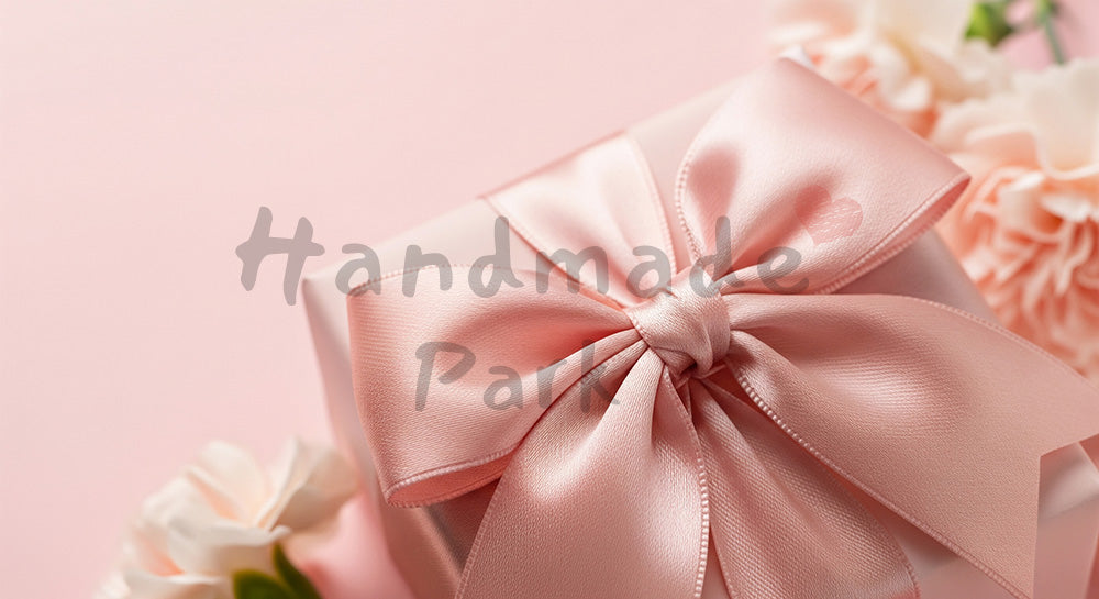 フリー素材 無料 写真|母の日 ナチュラル リボン結びのアップと花の前ボケ|ショップ案内・キャンペーン向け