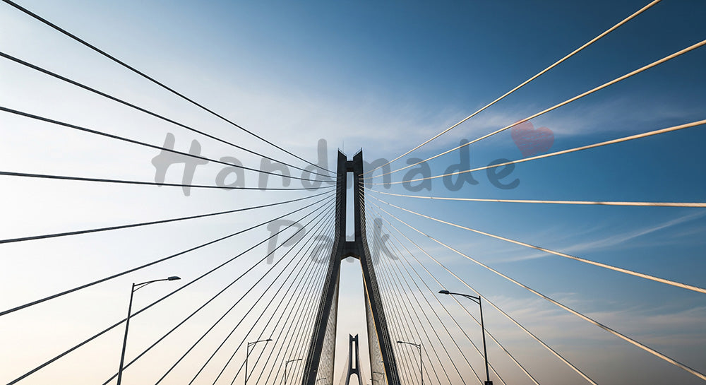 フリー素材 無料 写真｜洗練された都市インフラの背景写真のある斜張橋のラインと青空