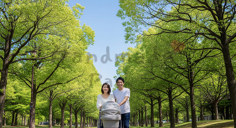 フリー素材 無料 写真|ベビーカー散歩の日本人夫婦(正面)