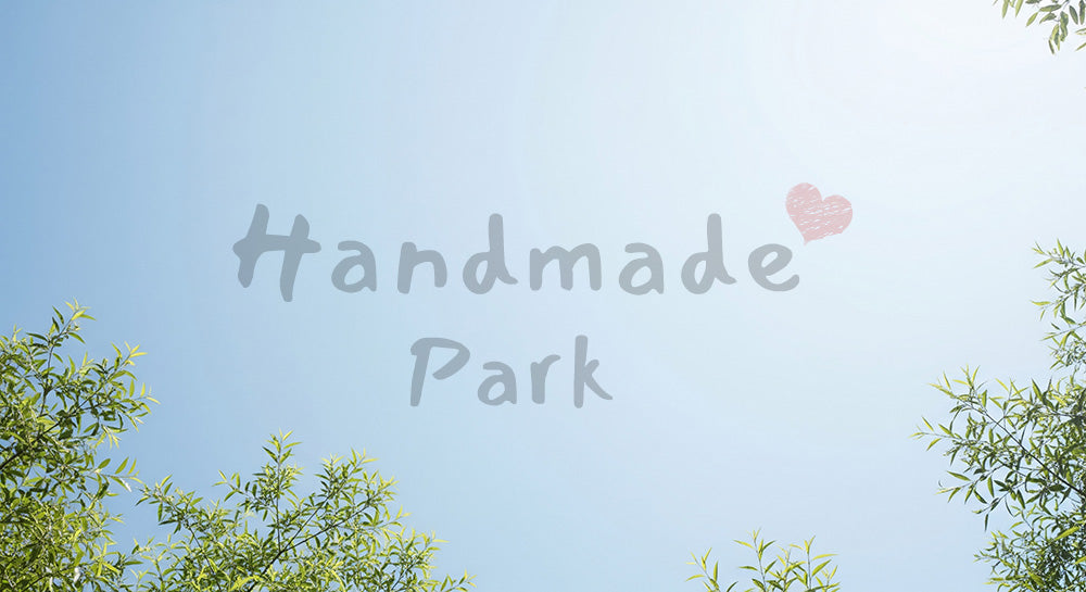 フリー素材 無料 写真｜枝葉と淡い青空のバックグラウンド