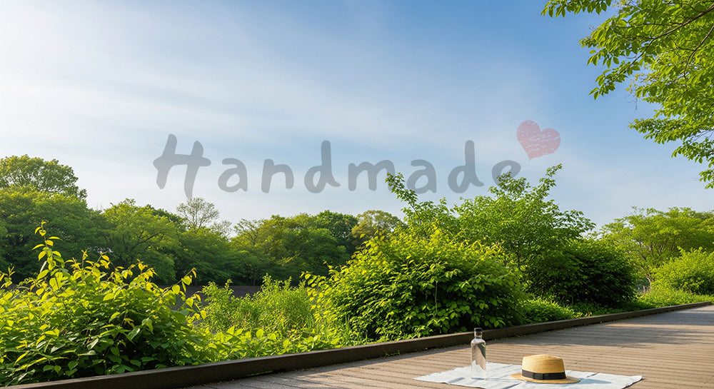 フリー素材 無料 写真｜GW川沿い散歩 新緑と青空のアイキャッチ｜告知・バナーに使いやすい