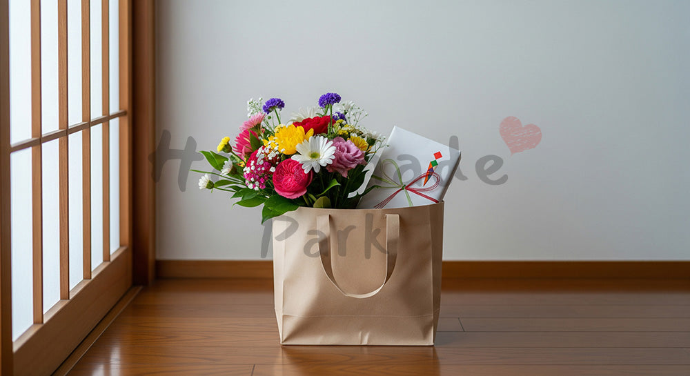 フリー素材 無料 写真｜母の日 シンプル 手提げ袋に入れたギフトの準備｜広告・チラシの挿し絵に